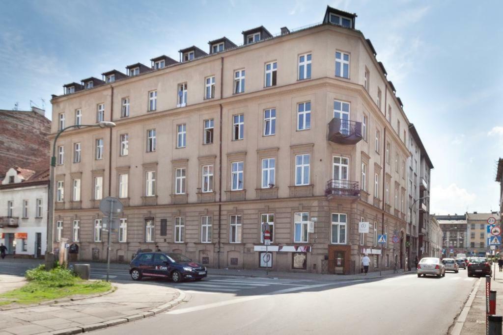 Good Bye Lenin Revolution Dormitories Hostel *